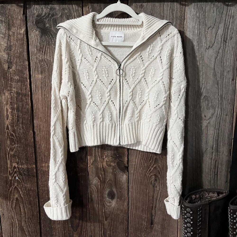 Women's Cream and White Jumper